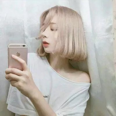 红西服